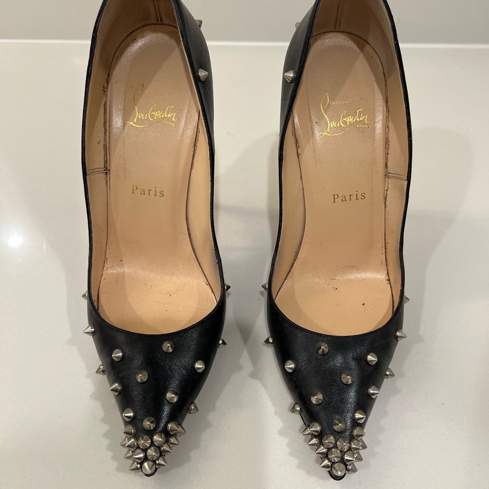 Christian Louboutin So Kate Rockstud
